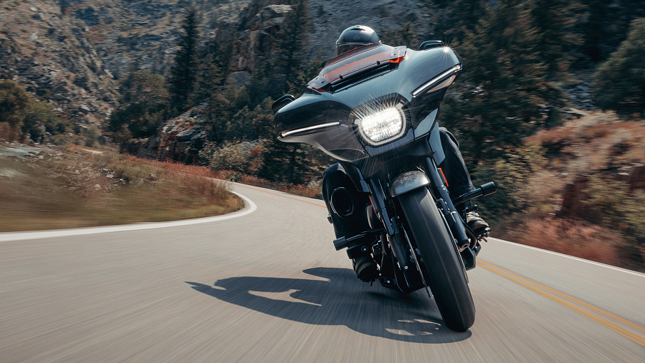 CVO Street Glide ST