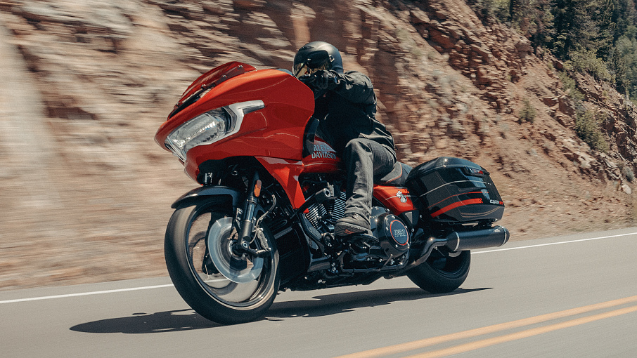 CVO Road Glide ST